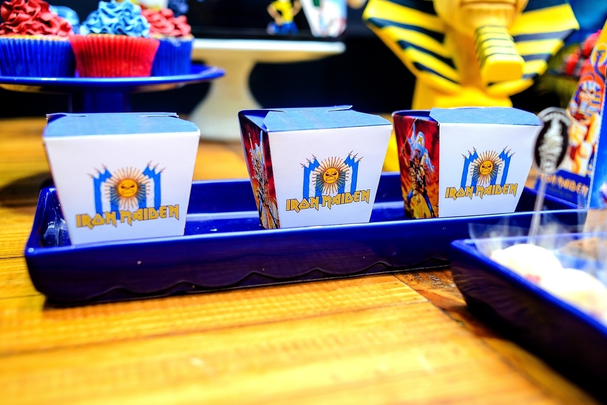 children's party photography iron maiden theme cake table decoration eddie mummy powerslave sushi boxes