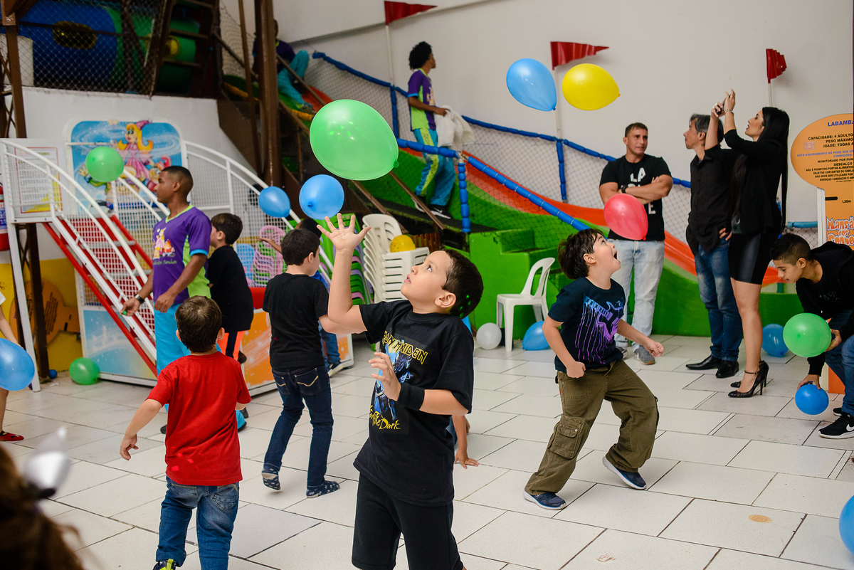 photography kids party theme iron maiden kids playing