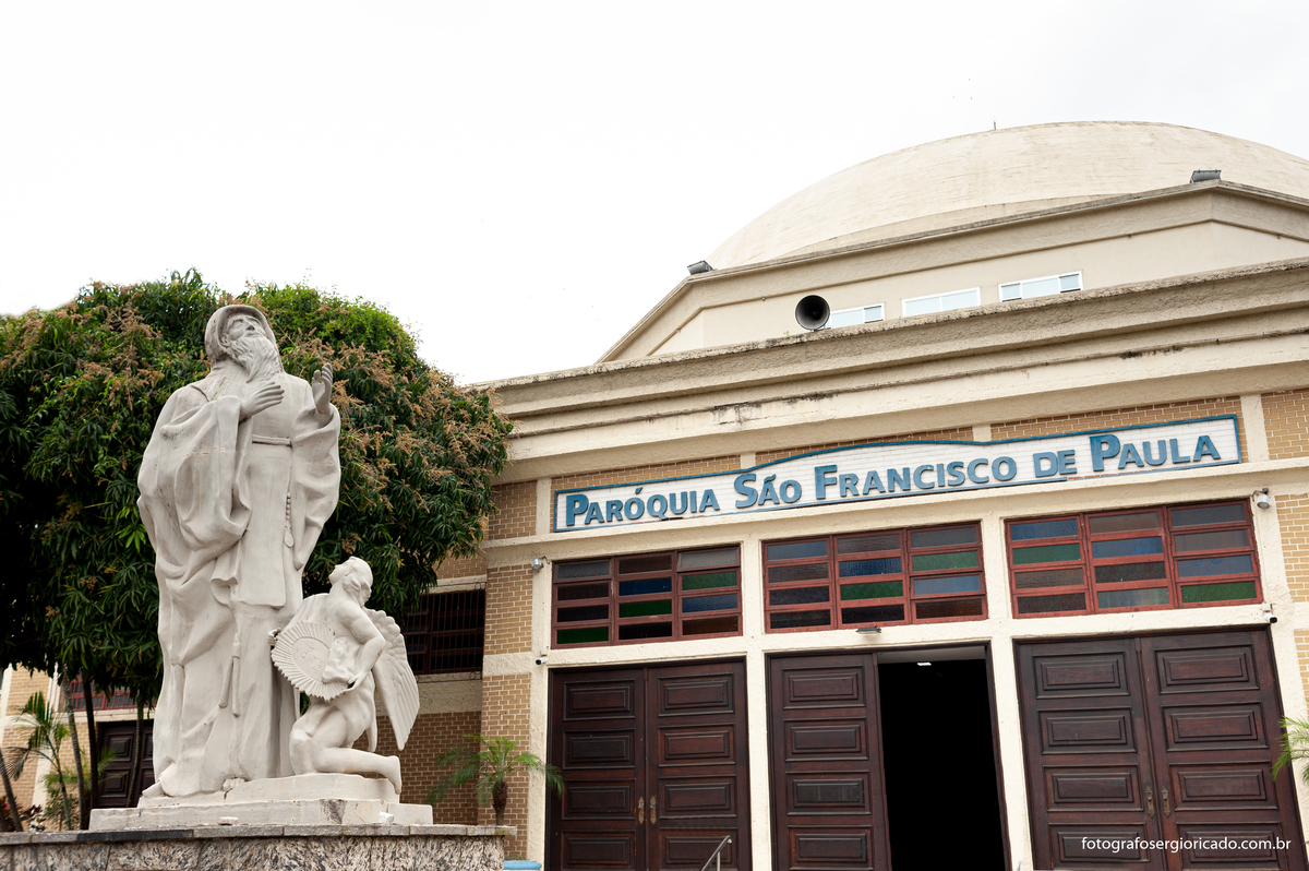 Imagem da Paróquia São Francisco de Paula na Barra da Tijuca no Rio de Janeiro