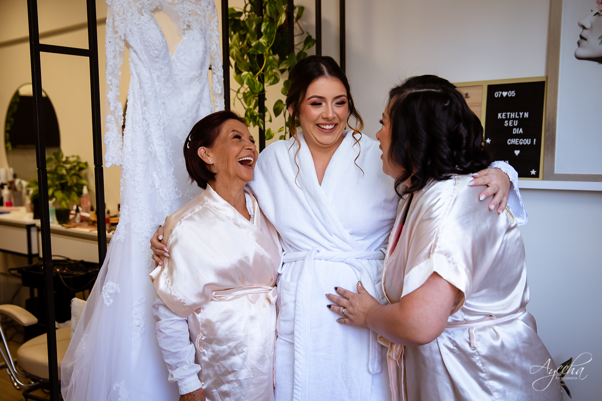 making of noivo curitiba; casamento curitiba; casamento santuário sagrado coração; casamento salão acqua eventos; fotografo de casamento curitiba; vestido de noiva curitiba; london noivas; maquiagem de noiva; 