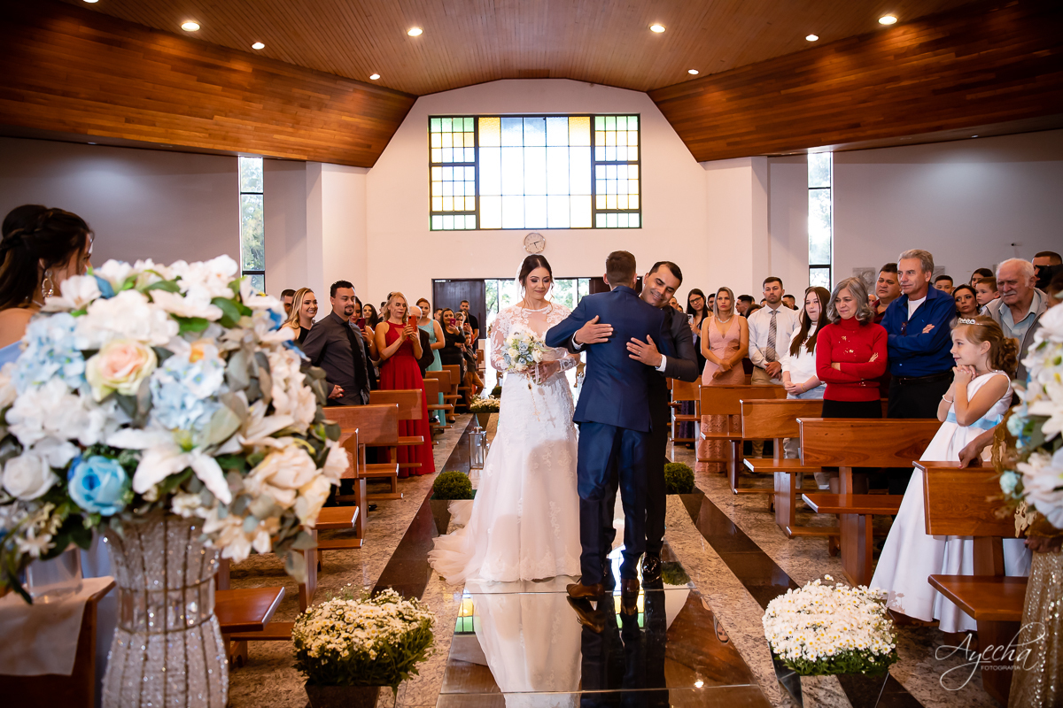 making of noivo curitiba; casamento curitiba; casamento santuário sagrado coração; casamento salão acqua eventos; fotografo de casamento curitiba; vestido de noiva curitiba; london noivas; maquiagem de noiva; carro da noiva; 