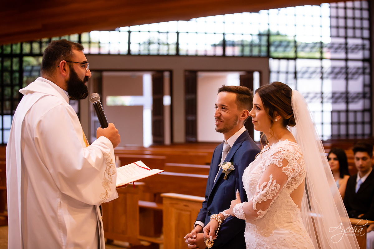 making of noivo curitiba; casamento curitiba; casamento santuário sagrado coração; casamento salão acqua eventos; fotografo de casamento curitiba; vestido de noiva curitiba; london noivas; maquiagem de noiva; carro da noiva; 