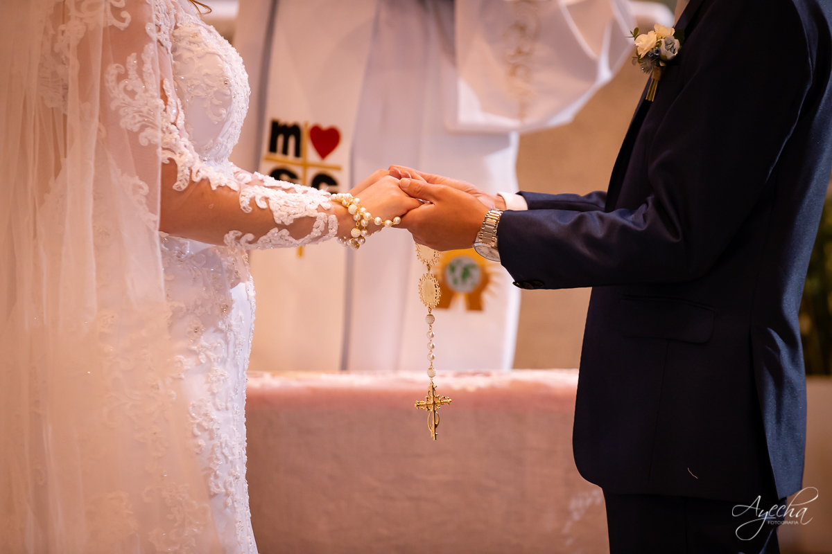 making of noivo curitiba; casamento curitiba; casamento santuário sagrado coração; casamento salão acqua eventos; fotografo de casamento curitiba; vestido de noiva curitiba; london noivas; maquiagem de noiva; carro da noiva; 