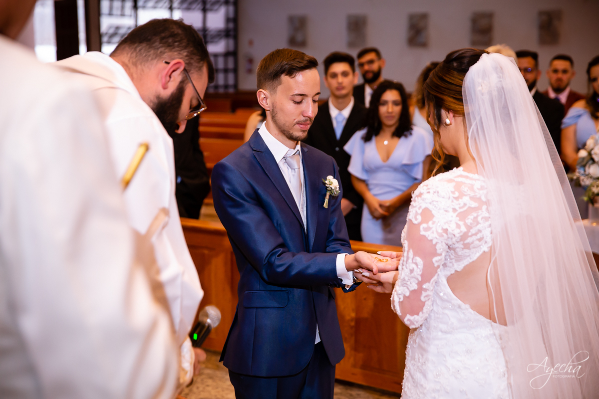 making of noivo curitiba; casamento curitiba; casamento santuário sagrado coração; casamento salão acqua eventos; fotografo de casamento curitiba; vestido de noiva curitiba; london noivas; maquiagem de noiva; carro da noiva; 