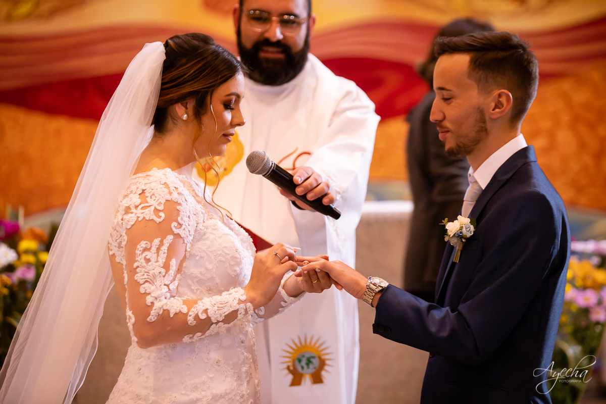 making of noivo curitiba; casamento curitiba; casamento santuário sagrado coração; casamento salão acqua eventos; fotografo de casamento curitiba; vestido de noiva curitiba; london noivas; maquiagem de noiva; carro da noiva; 