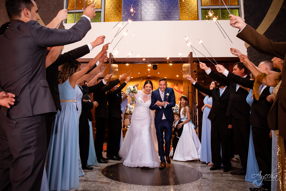 making of noivo curitiba; casamento curitiba; casamento santuário sagrado coração; casamento salão acqua eventos; fotografo de casamento curitiba; vestido de noiva curitiba; london noivas; maquiagem de noiva; carro da noiva; 