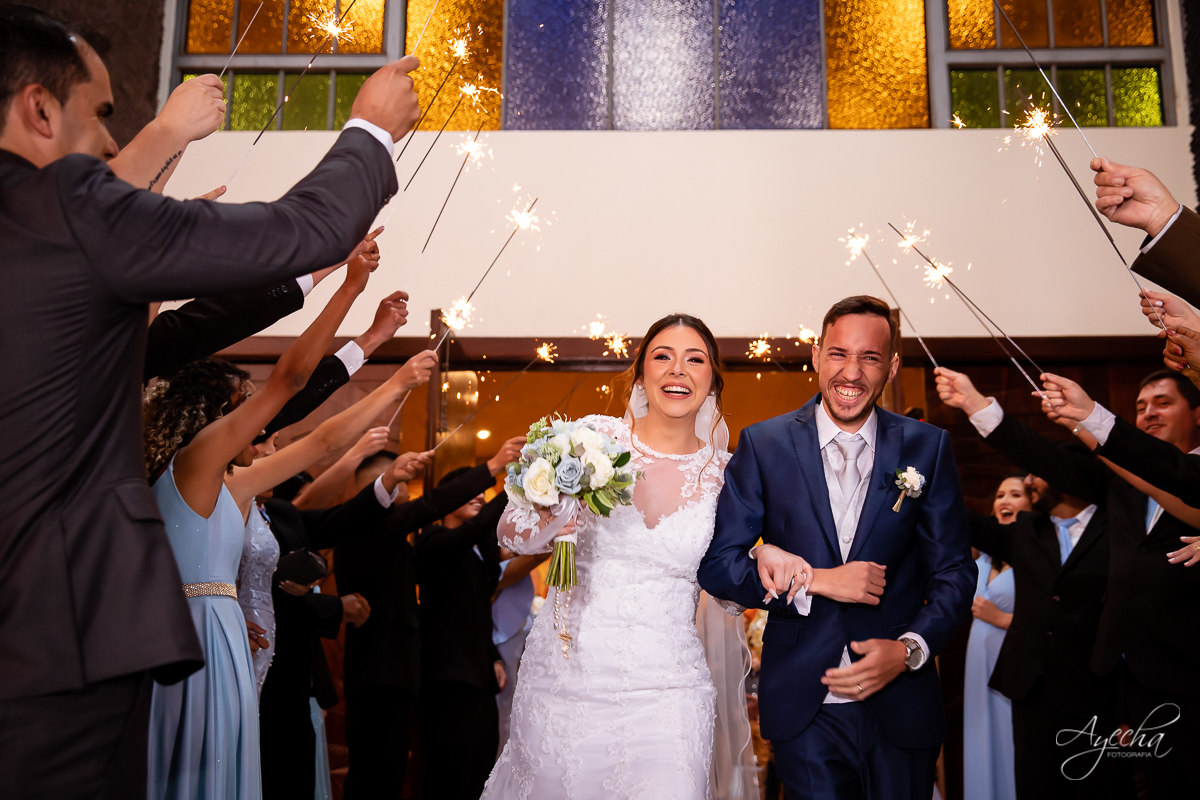 making of noivo curitiba; casamento curitiba; casamento santuário sagrado coração; casamento salão acqua eventos; fotografo de casamento curitiba; vestido de noiva curitiba; london noivas; maquiagem de noiva; carro da noiva; 