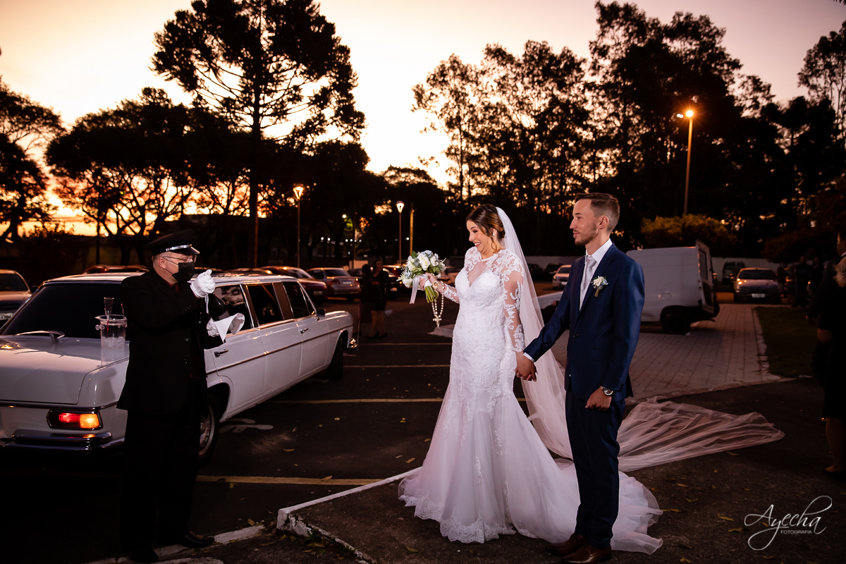 making of noivo curitiba; casamento curitiba; casamento santuário sagrado coração; casamento salão acqua eventos; fotografo de casamento curitiba; vestido de noiva curitiba; london noivas; maquiagem de noiva; carro da noiva; 