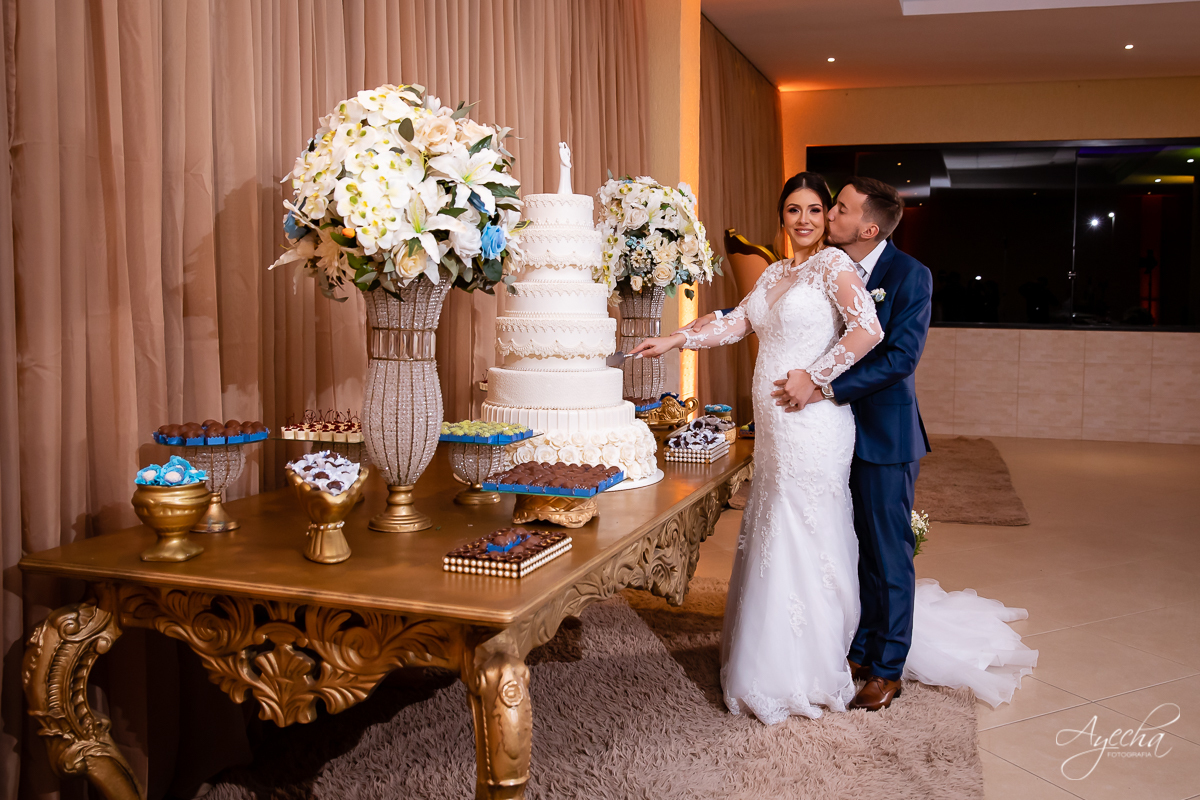 making of noivo curitiba; casamento curitiba; casamento santuário sagrado coração; casamento salão acqua eventos; fotografo de casamento curitiba; vestido de noiva curitiba; london noivas; maquiagem de noiva; carro da noiva; 