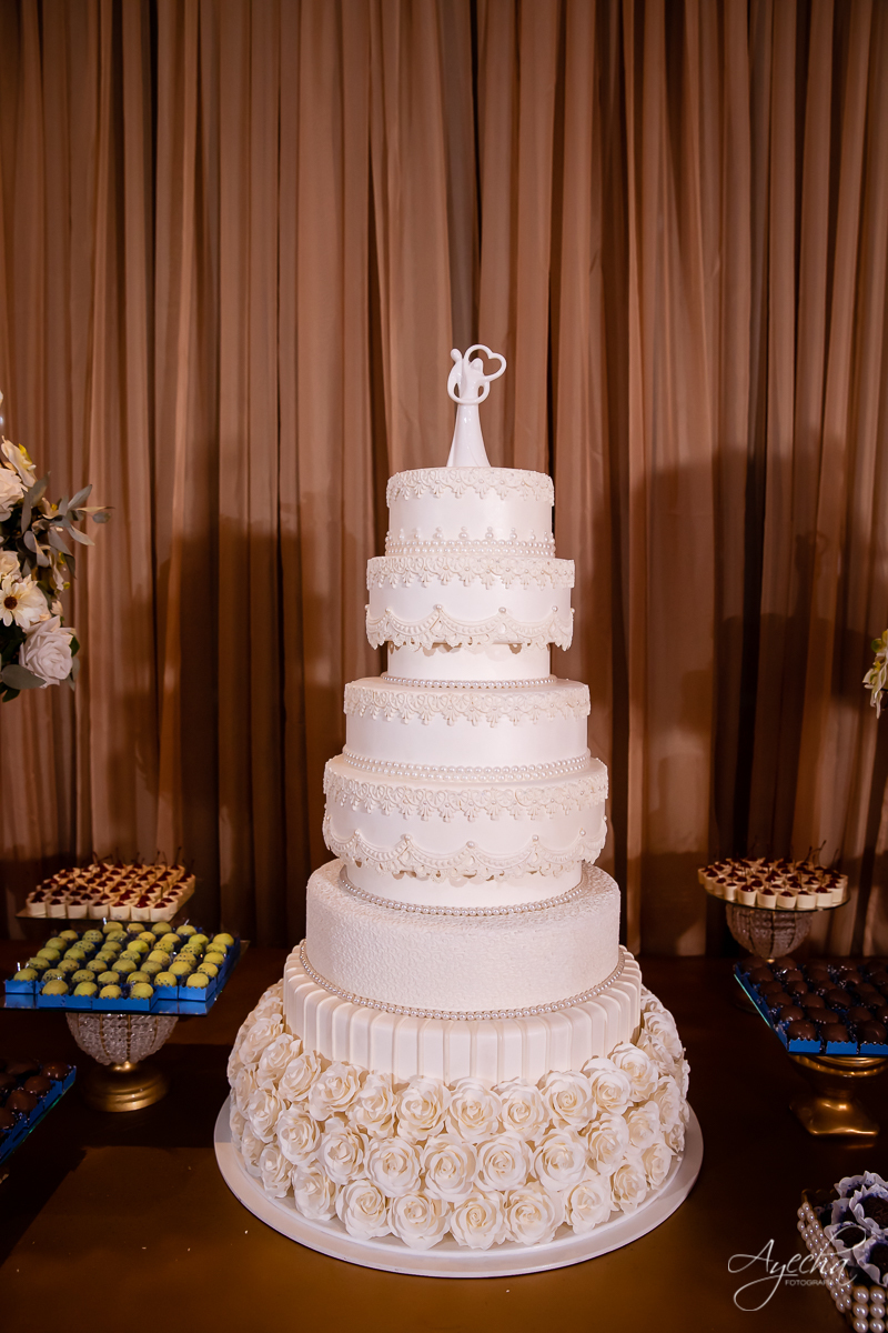 making of noivo curitiba; casamento curitiba; casamento santuário sagrado coração; casamento salão acqua eventos; fotografo de casamento curitiba; vestido de noiva curitiba; london noivas; maquiagem de noiva; carro da noiva; 