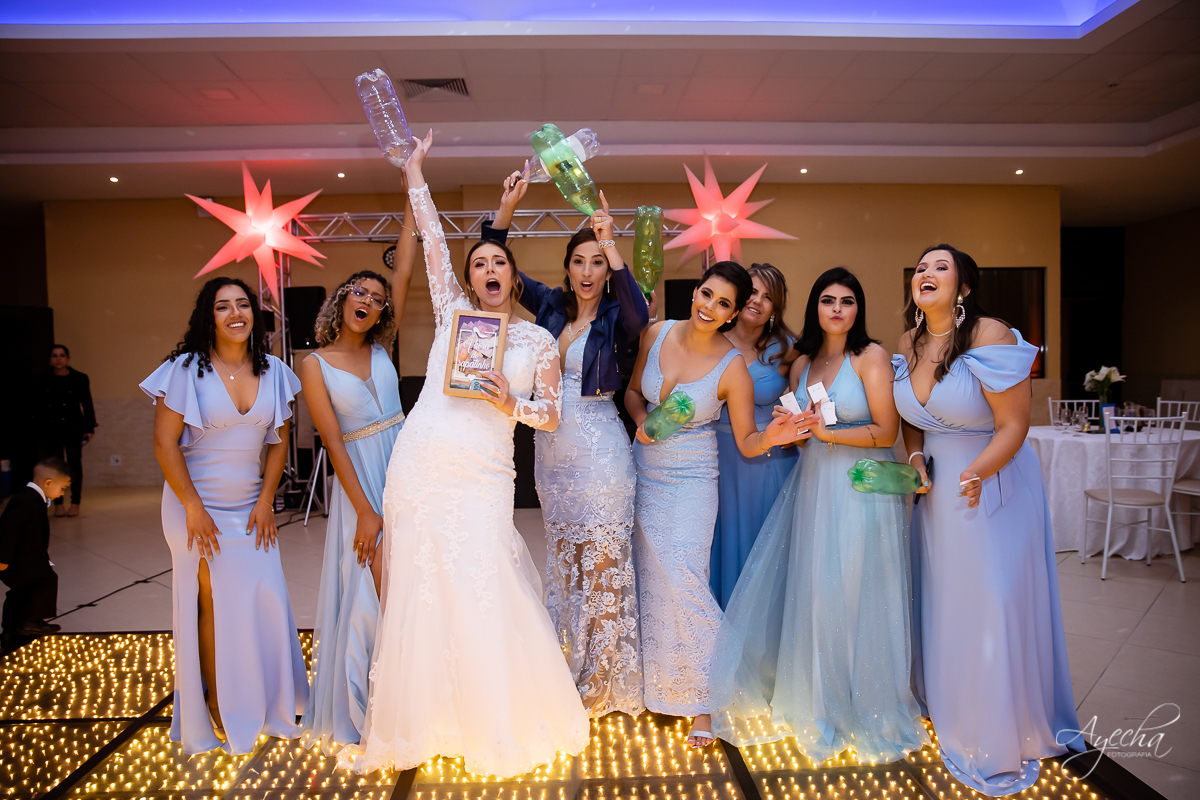 making of noivo curitiba; casamento curitiba; casamento santuário sagrado coração; casamento salão acqua eventos; fotografo de casamento curitiba; vestido de noiva curitiba; london noivas; maquiagem de noiva; carro da noiva; 