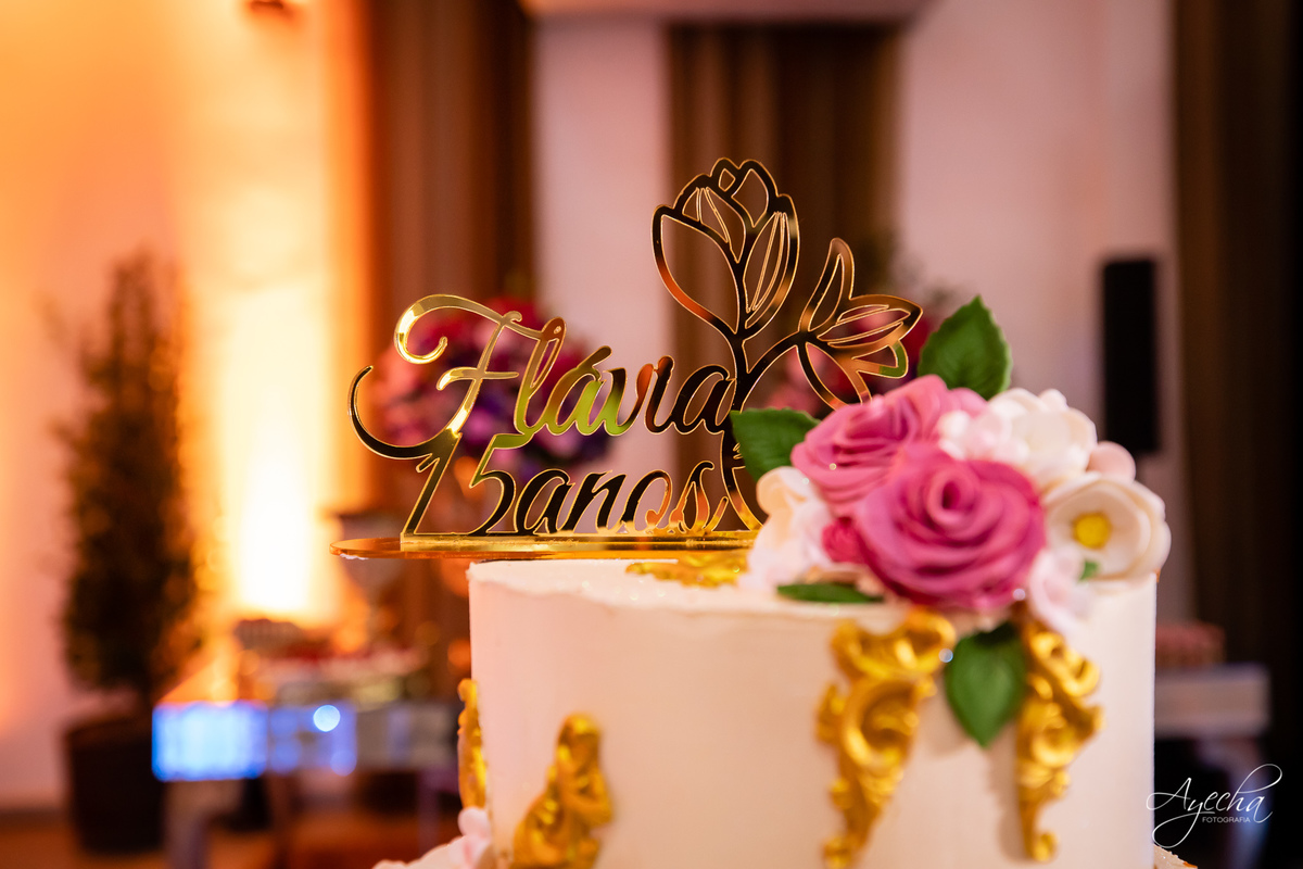 15 anos Curotoba; Cerezzo Eventos; Debutante Curitiba; Festa de debutante; festa de 15 anos; cerimonial curitiba; fotógrafo de 15 anos; fotógrafo de debutante; 15 anos piraquara; 15 anos são josé dos pinhais; vestido de debutante; idéias 15 anos