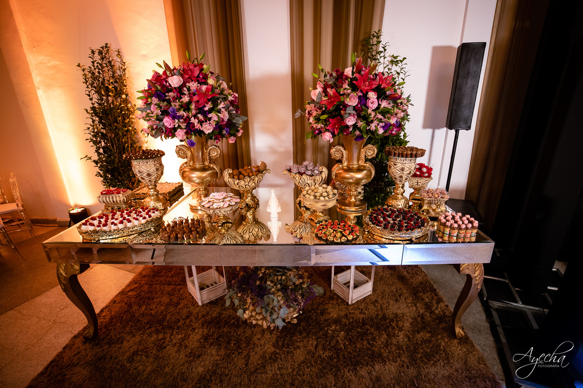 15 anos Curotoba; Cerezzo Eventos; Debutante Curitiba; Festa de debutante; festa de 15 anos; cerimonial curitiba; fotógrafo de 15 anos; fotógrafo de debutante; 15 anos piraquara; 15 anos são josé dos pinhais; vestido de debutante; idéias 15 anos