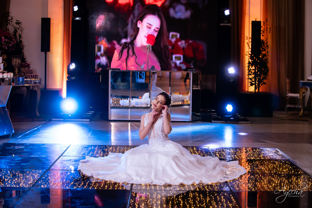 15 anos Curotoba; Cerezzo Eventos; Debutante Curitiba; Festa de debutante; festa de 15 anos; cerimonial curitiba; fotógrafo de 15 anos; fotógrafo de debutante; 15 anos piraquara; 15 anos são josé dos pinhais; vestido de debutante; idéias 15 anos