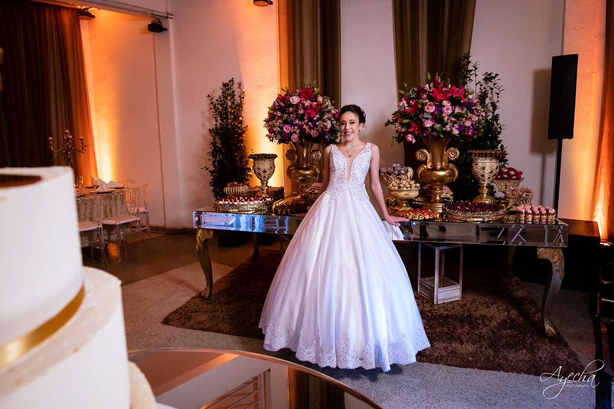 15 anos Curotoba; Cerezzo Eventos; Debutante Curitiba; Festa de debutante; festa de 15 anos; cerimonial curitiba; fotógrafo de 15 anos; fotógrafo de debutante; 15 anos piraquara; 15 anos são josé dos pinhais; vestido de debutante; idéias 15 anos