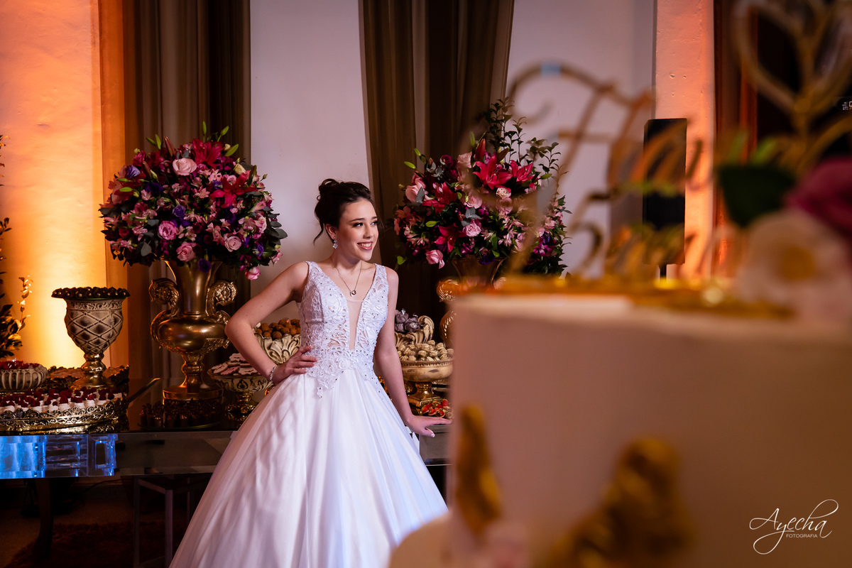 15 anos Curotoba; Cerezzo Eventos; Debutante Curitiba; Festa de debutante; festa de 15 anos; cerimonial curitiba; fotógrafo de 15 anos; fotógrafo de debutante; 15 anos piraquara; 15 anos são josé dos pinhais; vestido de debutante; idéias 15 anos