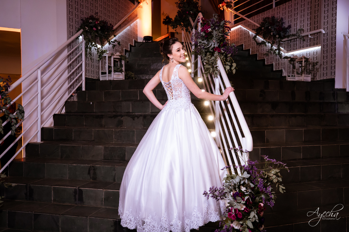 15 anos Curotoba; Cerezzo Eventos; Debutante Curitiba; Festa de debutante; festa de 15 anos; cerimonial curitiba; fotógrafo de 15 anos; fotógrafo de debutante; 15 anos piraquara; 15 anos são josé dos pinhais; vestido de debutante; idéias 15 anos