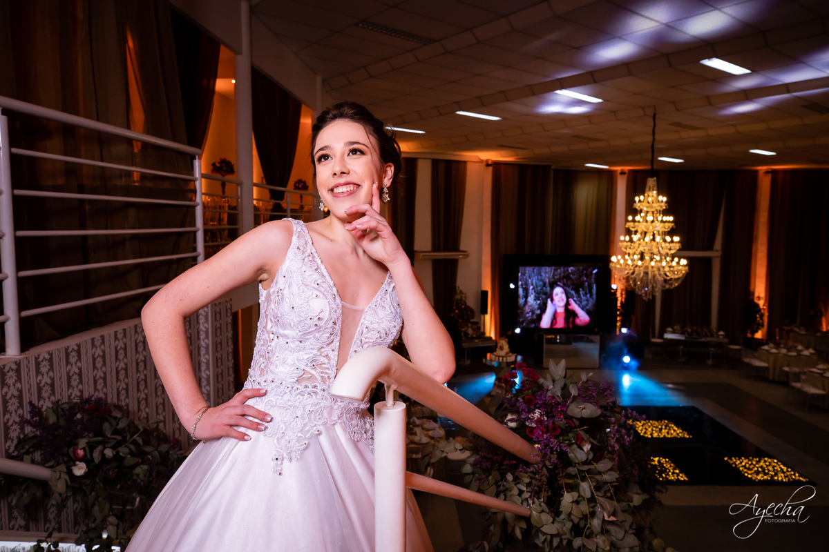 15 anos Curotoba; Cerezzo Eventos; Debutante Curitiba; Festa de debutante; festa de 15 anos; cerimonial curitiba; fotógrafo de 15 anos; fotógrafo de debutante; 15 anos piraquara; 15 anos são josé dos pinhais; vestido de debutante; idéias 15 anos