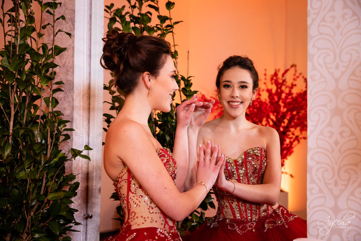 15 anos Curotoba; Cerezzo Eventos; Debutante Curitiba; Festa de debutante; festa de 15 anos; cerimonial curitiba; fotógrafo de 15 anos; fotógrafo de debutante; 15 anos piraquara; 15 anos são josé dos pinhais; vestido de debutante; idéias 15 anos