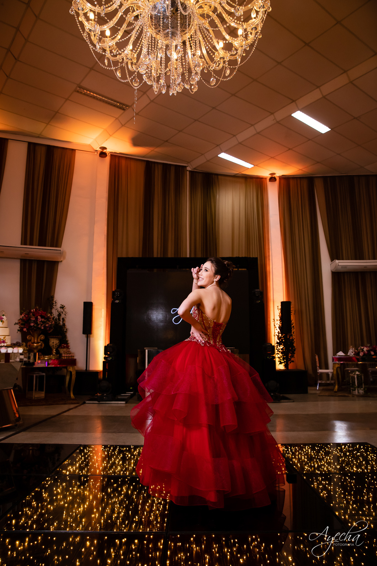 15 anos Curotoba; Cerezzo Eventos; Debutante Curitiba; Festa de debutante; festa de 15 anos; cerimonial curitiba; fotógrafo de 15 anos; fotógrafo de debutante; 15 anos piraquara; 15 anos são josé dos pinhais; vestido de debutante; idéias 15 anos