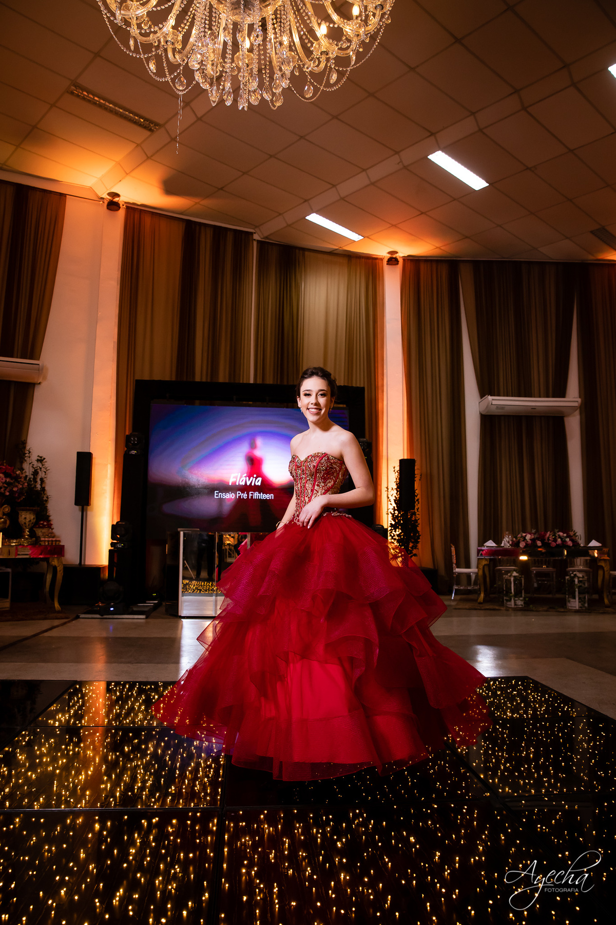 15 anos Curotoba; Cerezzo Eventos; Debutante Curitiba; Festa de debutante; festa de 15 anos; cerimonial curitiba; fotógrafo de 15 anos; fotógrafo de debutante; 15 anos piraquara; 15 anos são josé dos pinhais; vestido de debutante; idéias 15 anos