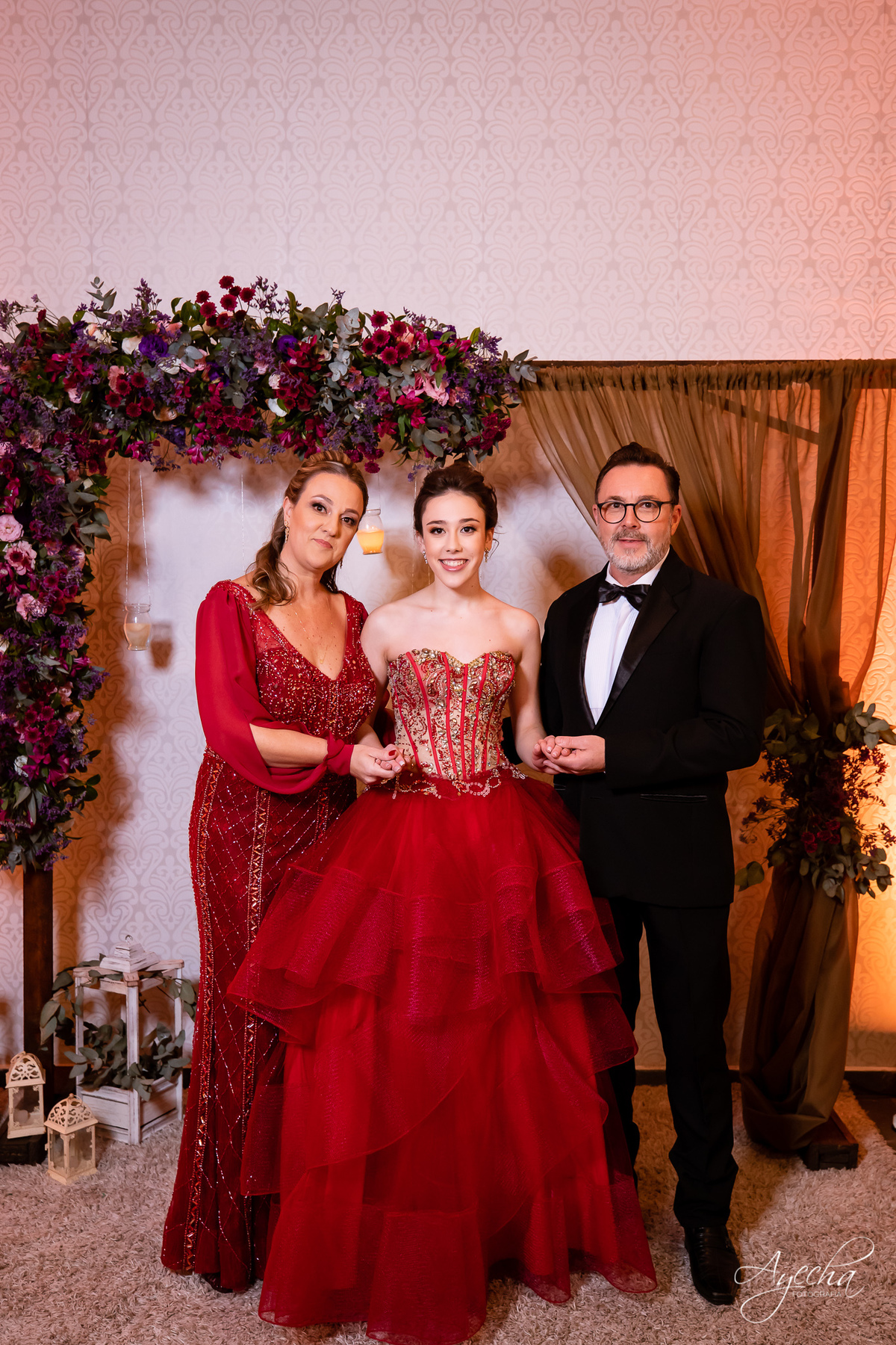 15 anos Curotoba; Cerezzo Eventos; Debutante Curitiba; Festa de debutante; festa de 15 anos; cerimonial curitiba; fotógrafo de 15 anos; fotógrafo de debutante; 15 anos piraquara; 15 anos são josé dos pinhais; vestido de debutante; idéias 15 anos