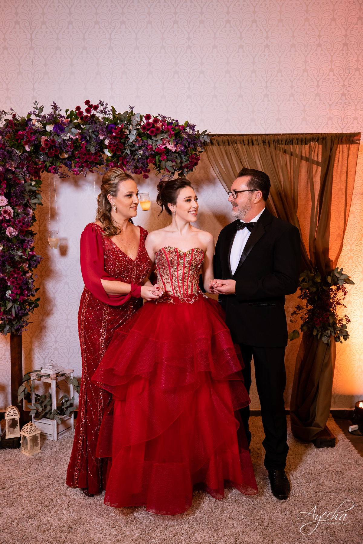 15 anos Curotoba; Cerezzo Eventos; Debutante Curitiba; Festa de debutante; festa de 15 anos; cerimonial curitiba; fotógrafo de 15 anos; fotógrafo de debutante; 15 anos piraquara; 15 anos são josé dos pinhais; vestido de debutante; idéias 15 anos