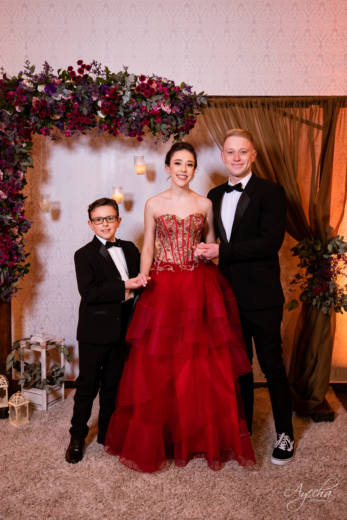 15 anos Curotoba; Cerezzo Eventos; Debutante Curitiba; Festa de debutante; festa de 15 anos; cerimonial curitiba; fotógrafo de 15 anos; fotógrafo de debutante; 15 anos piraquara; 15 anos são josé dos pinhais; vestido de debutante; idéias 15 anos