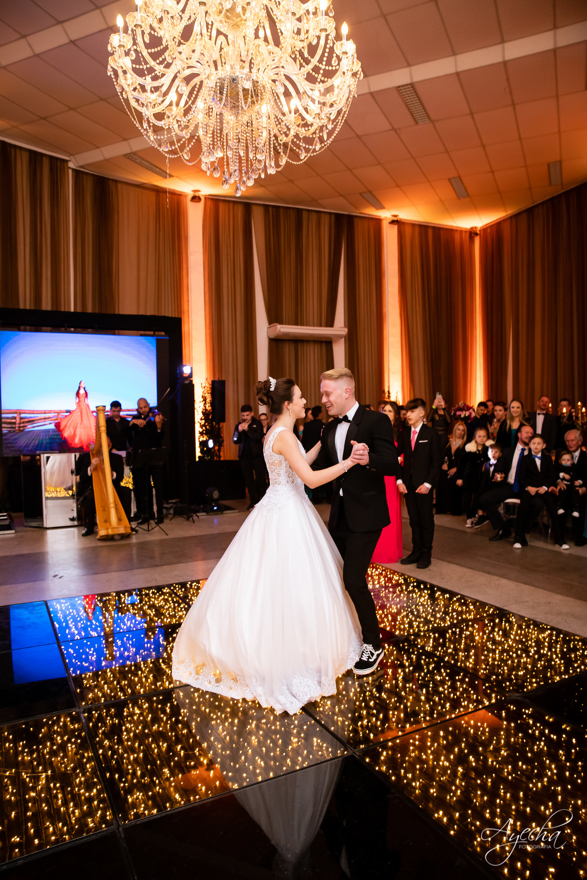 15 anos Curotoba; Cerezzo Eventos; Debutante Curitiba; Festa de debutante; festa de 15 anos; cerimonial curitiba; fotógrafo de 15 anos; fotógrafo de debutante; 15 anos piraquara; 15 anos são josé dos pinhais; vestido de debutante; idéias 15 anos