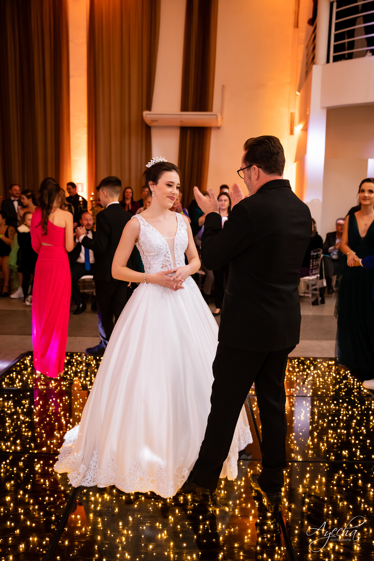 15 anos Curotoba; Cerezzo Eventos; Debutante Curitiba; Festa de debutante; festa de 15 anos; cerimonial curitiba; fotógrafo de 15 anos; fotógrafo de debutante; 15 anos piraquara; 15 anos são josé dos pinhais; vestido de debutante; idéias 15 anos