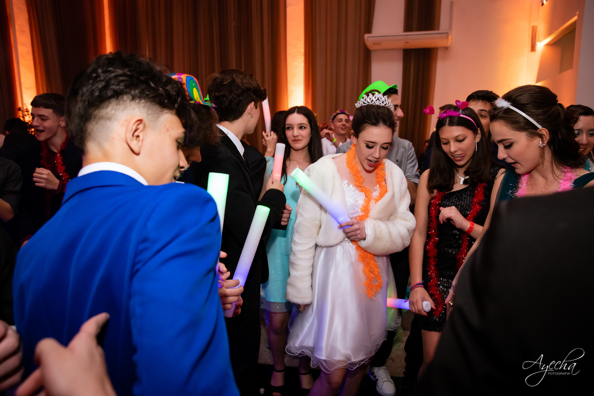 15 anos Curotoba; Cerezzo Eventos; Debutante Curitiba; Festa de debutante; festa de 15 anos; cerimonial curitiba; fotógrafo de 15 anos; fotógrafo de debutante; 15 anos piraquara; 15 anos são josé dos pinhais; vestido de debutante; idéias 15 anos