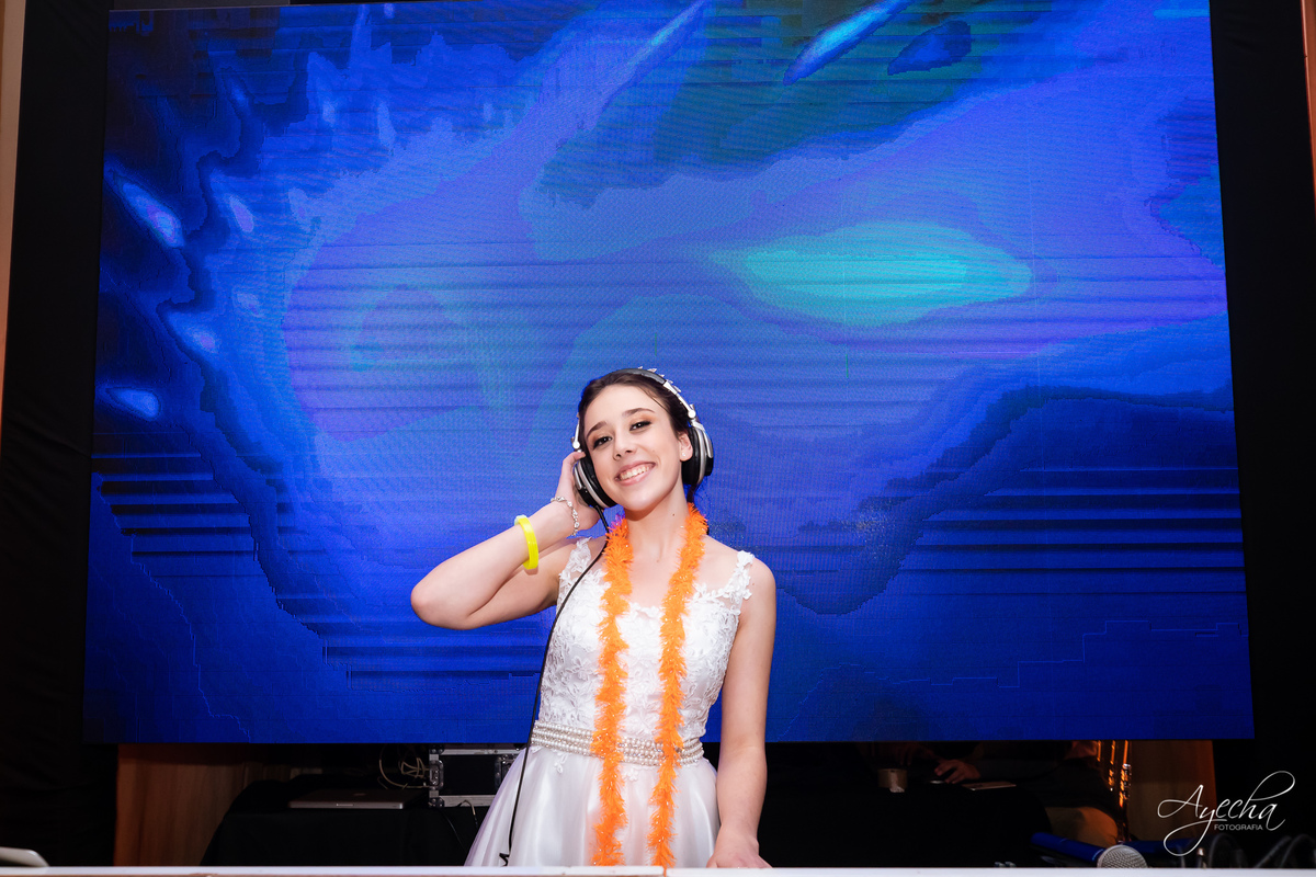 15 anos Curotoba; Cerezzo Eventos; Debutante Curitiba; Festa de debutante; festa de 15 anos; cerimonial curitiba; fotógrafo de 15 anos; fotógrafo de debutante; 15 anos piraquara; 15 anos são josé dos pinhais; vestido de debutante; idéias 15 anos