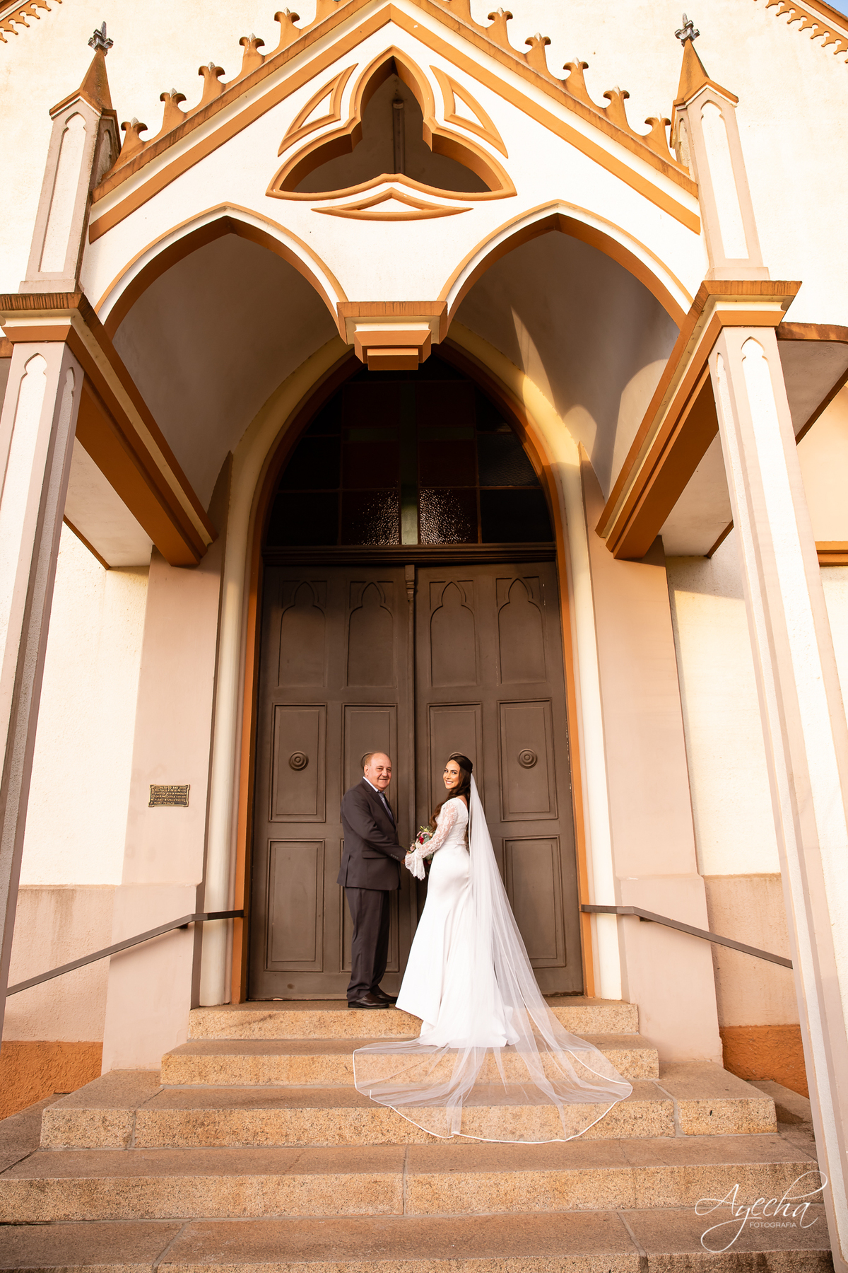 Making of noiva Curitiba; Melissa Campano, Bouquet de Noiva Curitiba; As Floristas Bouquet; Selma Dy Carvalho; Bella Vista Eventos; Casamento Curitiba; Fotógrafo Casamento Curitiba; Debutante Curitiba; Maquiagem Noiva; Vestido Noiva; 