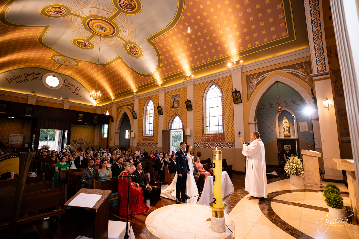 Making of noiva Curitiba; Melissa Campano, Bouquet de Noiva Curitiba; As Floristas Bouquet; Selma Dy Carvalho; Bella Vista Eventos; Casamento Curitiba; Fotógrafo Casamento Curitiba; Debutante Curitiba; Maquiagem Noiva; Vestido Noiva; 