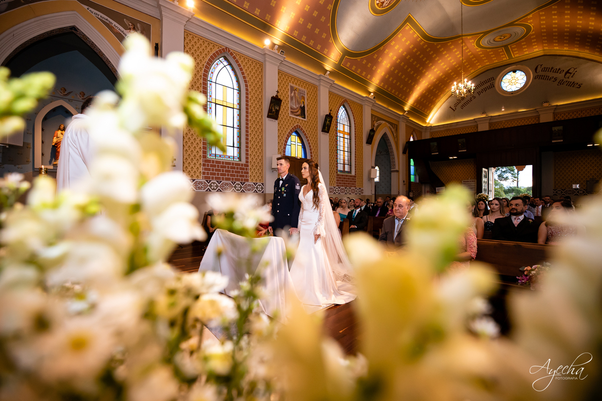 Making of noiva Curitiba; Melissa Campano, Bouquet de Noiva Curitiba; As Floristas Bouquet; Selma Dy Carvalho; Bella Vista Eventos; Casamento Curitiba; Fotógrafo Casamento Curitiba; Debutante Curitiba; Maquiagem Noiva; Vestido Noiva; 