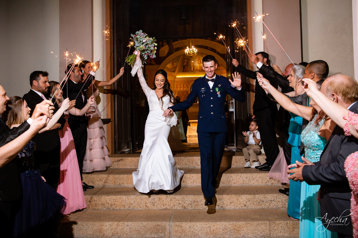 Making of noiva Curitiba; Melissa Campano, Bouquet de Noiva Curitiba; As Floristas Bouquet; Selma Dy Carvalho; Bella Vista Eventos; Casamento Curitiba; Fotógrafo Casamento Curitiba; Debutante Curitiba; Maquiagem Noiva; Vestido Noiva; 