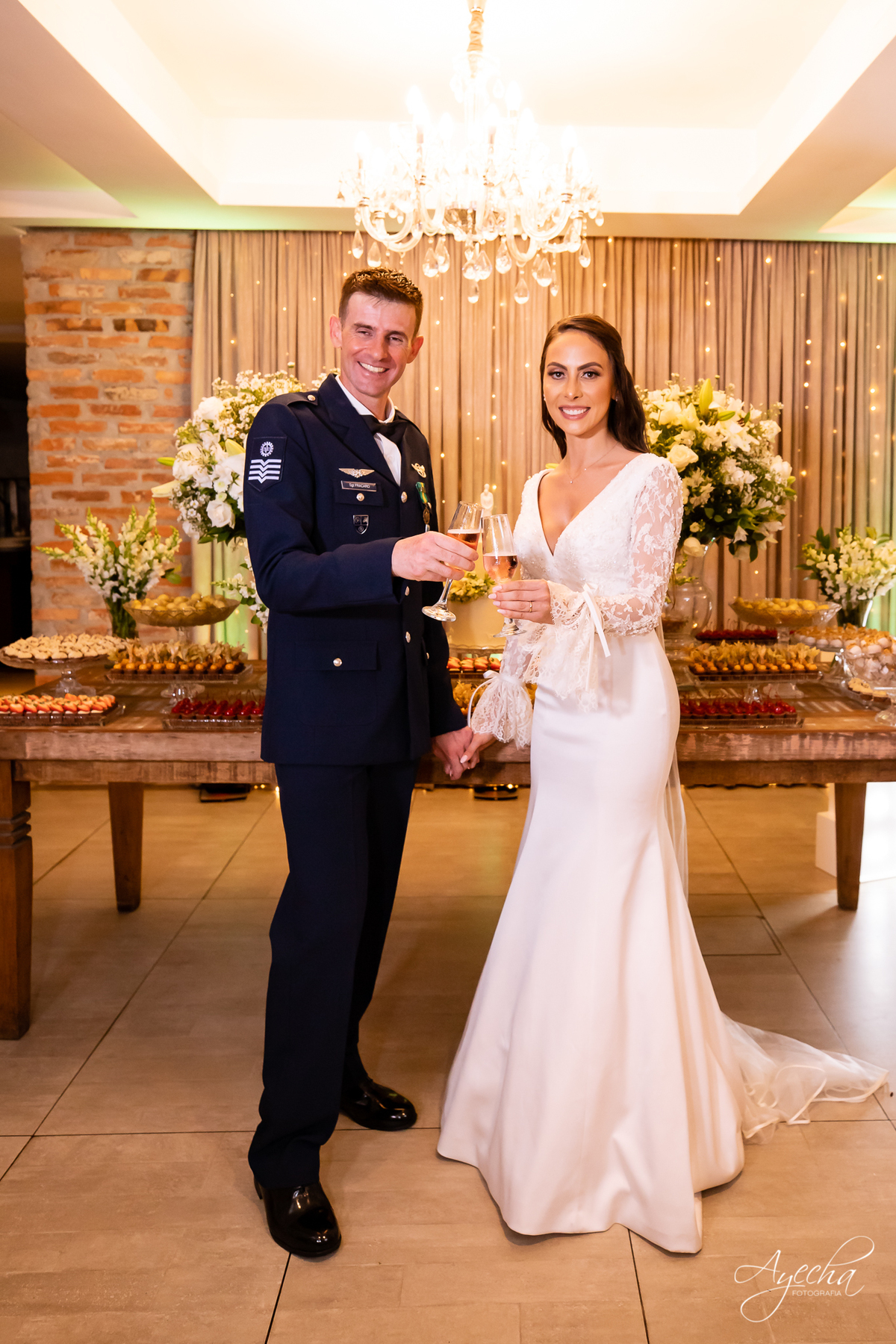 Making of noiva Curitiba; Melissa Campano, Bouquet de Noiva Curitiba; As Floristas Bouquet; Selma Dy Carvalho; Bella Vista Eventos; Casamento Curitiba; Fotógrafo Casamento Curitiba; Debutante Curitiba; Maquiagem Noiva; Vestido Noiva; 