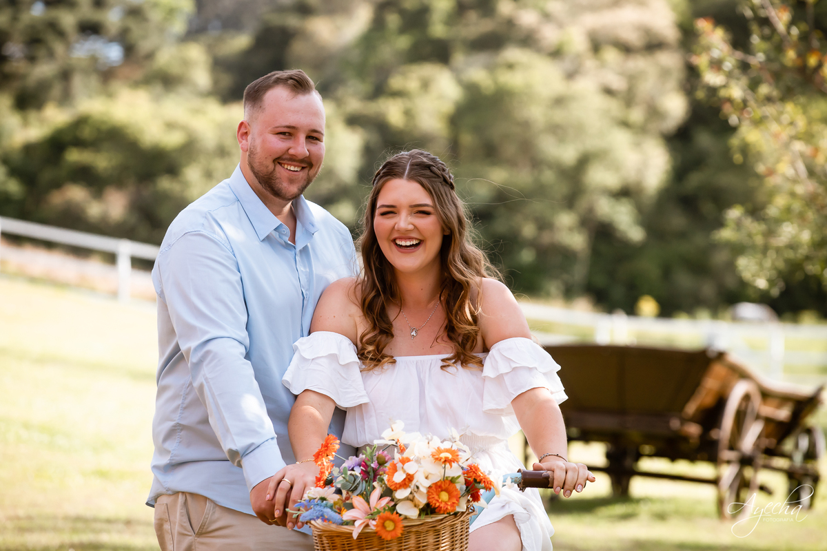 Chácara Sentinela; pre wedding Curitiba; ensaio de casal curitiba; casamentos curitiba; ensaio chácara; inspiração ensaio de casal; piraquara; pinhais; colombo; ensaio de família; ensaio com cachorros; barquinho; cavalo; debutantes; 15 anos curitiba;