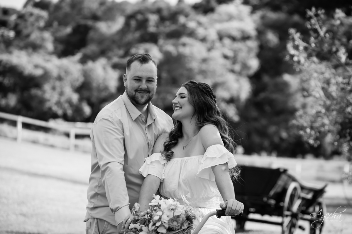 Chácara Sentinela; pre wedding Curitiba; ensaio de casal curitiba; casamentos curitiba; ensaio chácara; inspiração ensaio de casal; piraquara; pinhais; colombo; ensaio de família; ensaio com cachorros; barquinho; cavalo; debutantes; 15 anos curitiba;