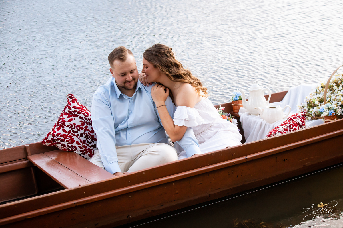 Chácara Sentinela; pre wedding Curitiba; ensaio de casal curitiba; casamentos curitiba; ensaio chácara; inspiração ensaio de casal; piraquara; pinhais; colombo; ensaio de família; ensaio com cachorros; barquinho; cavalo; debutantes; 15 anos curitiba;