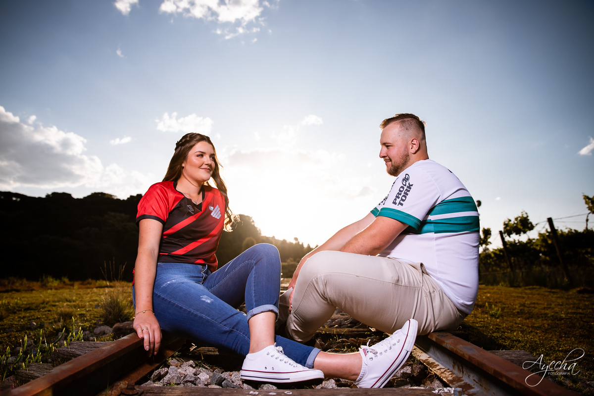 Chácara Sentinela; pre wedding Curitiba; ensaio de casal curitiba; casamentos curitiba; ensaio chácara; inspiração ensaio de casal; piraquara; pinhais; colombo; ensaio de família; ensaio com cachorros; barquinho; cavalo; debutantes; 15 anos curitiba;