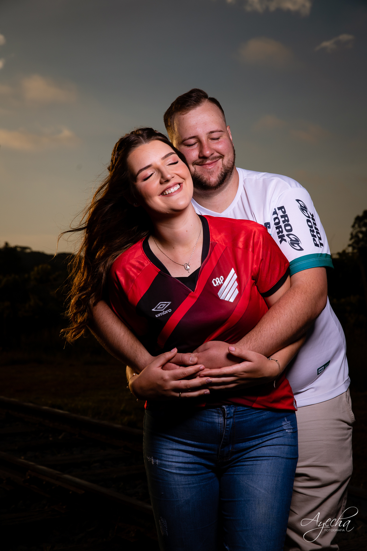 Chácara Sentinela; pre wedding Curitiba; ensaio de casal curitiba; casamentos curitiba; ensaio chácara; inspiração ensaio de casal; piraquara; pinhais; colombo; ensaio de família; ensaio com cachorros; barquinho; cavalo; debutantes; 15 anos curitiba;