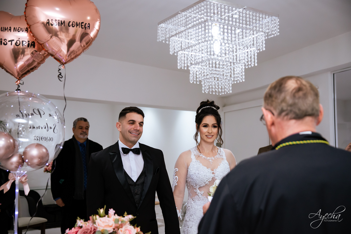 Casamento Civil Curitiba; Cartório do Portão; Mini recepção de casamento; Casamento intimista Curitiba; Fotografos de Casamento Curitiba Piraquara Pinhais São Jo´se dos Pinhais; Onde fazer meu casamento civil; vestido de noiva curitiba; ensaio de noivos; 