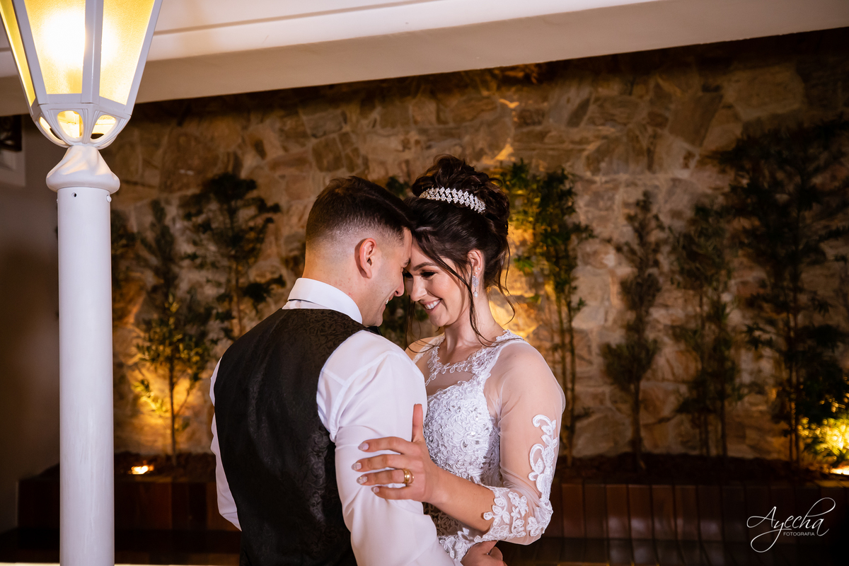 Casamento Civil Curitiba; Cartório do Portão; Mini recepção de casamento; Casamento intimista Curitiba; Fotografos de Casamento Curitiba Piraquara Pinhais São Jo´se dos Pinhais; Onde fazer meu casamento civil; vestido de noiva curitiba; ensaio de noivos; 