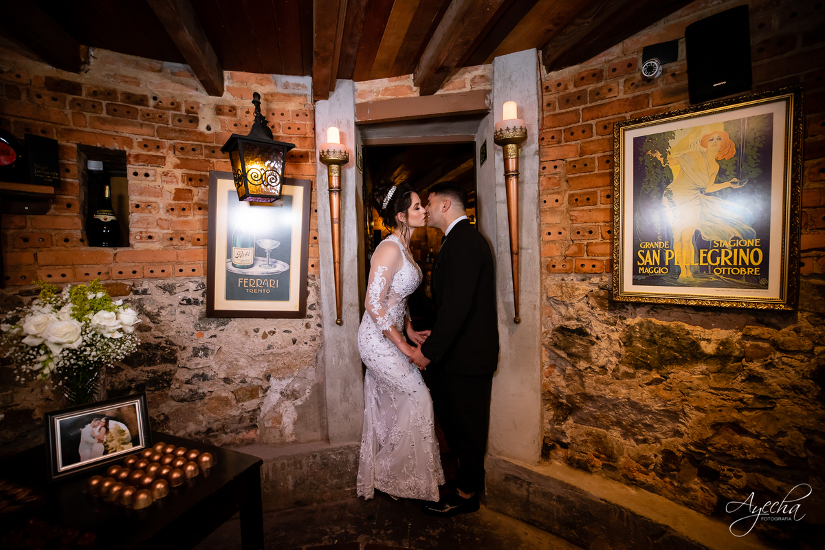 Casamento Civil Curitiba; Cartório do Portão; Mini recepção de casamento; Casamento intimista Curitiba; Fotografos de Casamento Curitiba Piraquara Pinhais São Jo´se dos Pinhais; Onde fazer meu casamento civil; vestido de noiva curitiba; ensaio de noivos; 