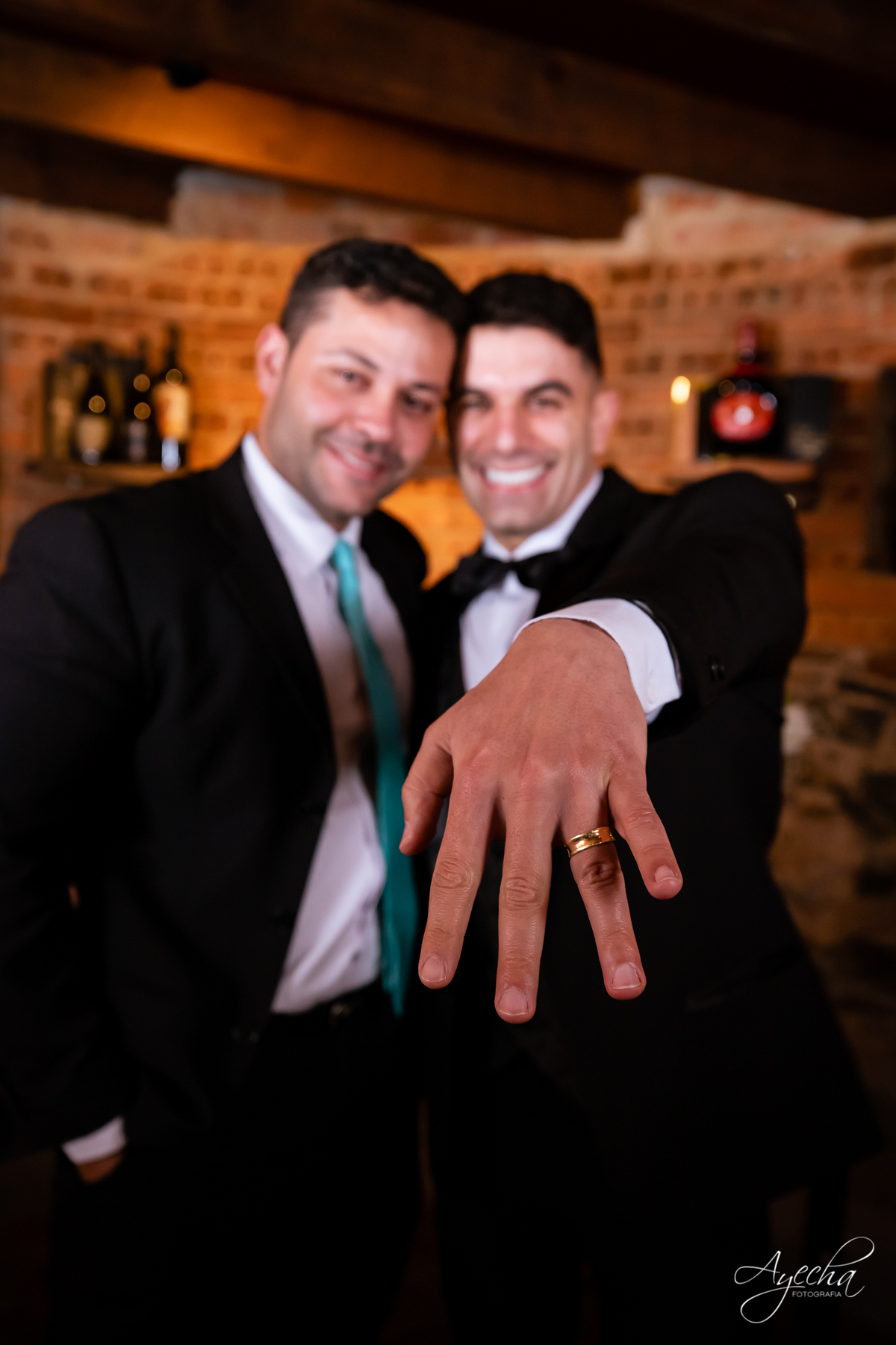 Casamento Civil Curitiba; Cartório do Portão; Mini recepção de casamento; Casamento intimista Curitiba; Fotografos de Casamento Curitiba Piraquara Pinhais São Jo´se dos Pinhais; Onde fazer meu casamento civil; vestido de noiva curitiba; ensaio de noivos; 