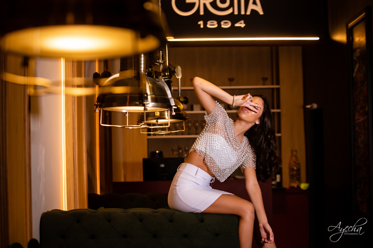 ensaio 15 anos curitiba; ensaios curitiba; debutantes curitiba; ensaio batel; 15 anos curitiba; debutantes curitiba; ensaio urbano curitiba; ensaios em curitiba; ensaio na batel; fotógrafos curitiba; festa de 15 anos curitiba; book 15 anos curitiba