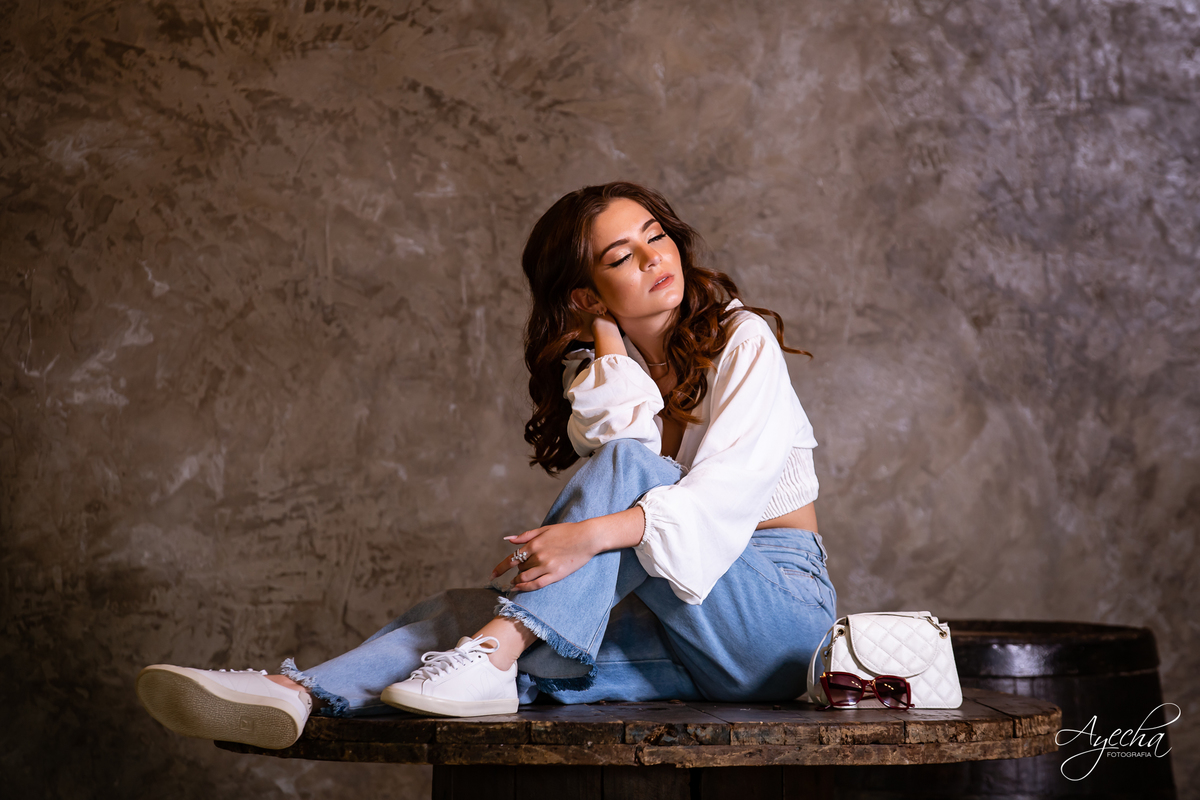 Chácara Sentinela; Ensaios em Curitiba, Ensaio com cavalo curitiba; lugar para fazer ensaio curitiba; fotografos curitiba; fotos celeiro; fotografos colombo; ensaio de debutante curitiba; 15 anos curitiba; book 15 anos curitiba; 