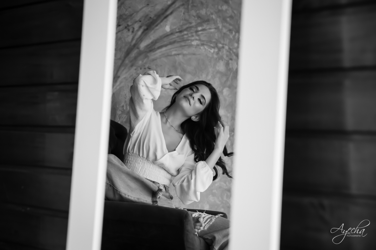 Chácara Sentinela; Ensaios em Curitiba, Ensaio com cavalo curitiba; lugar para fazer ensaio curitiba; fotografos curitiba; fotos celeiro; fotografos colombo; ensaio de debutante curitiba; 15 anos curitiba; book 15 anos curitiba; 