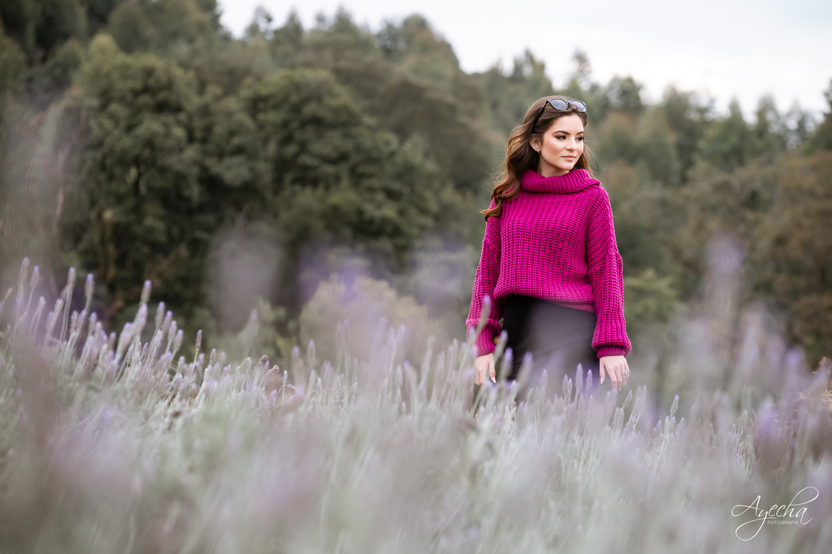 Chácara Sentinela; Ensaios em Curitiba, Ensaio com cavalo curitiba; lugar para fazer ensaio curitiba; fotografos curitiba; fotos lavandas; ensaio de debutante curitiba; 15 anos curitiba; book 15 anos curitiba; 